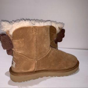 UGG Chestnut Suede Shearling Bow Winter Boots
